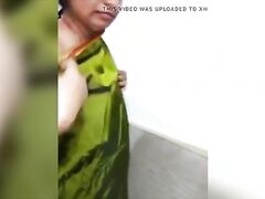 Delhi bhabhi wears green saree as per fans request and sucking cock