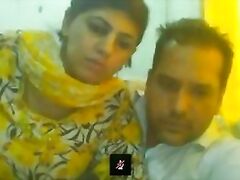 Pakistani couple on skype doing a sex chat with public.
