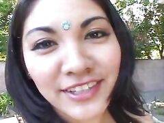 O M G The most gorgeous desi goddess I've EVER seenWOW